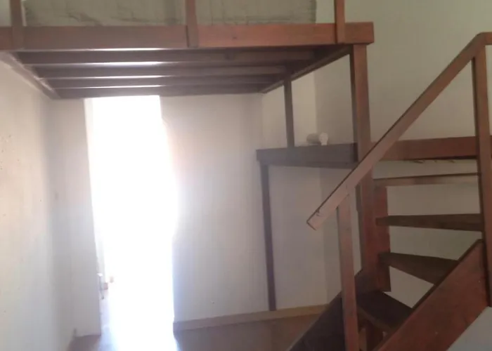 Pequeno Com Terraco شقة *