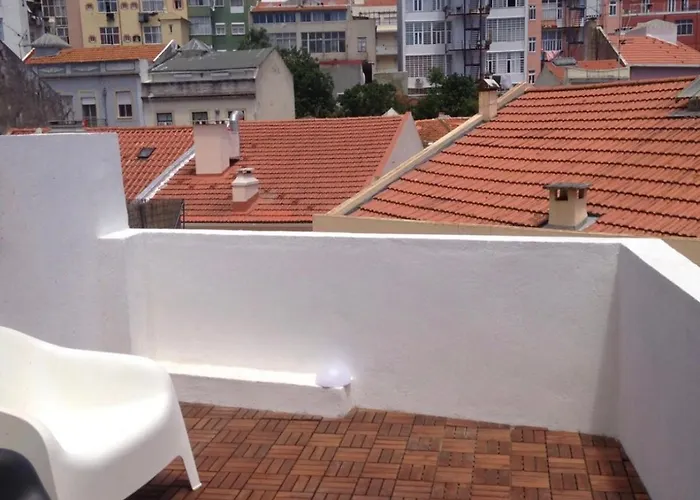 Pequeno Com Terraco شقة